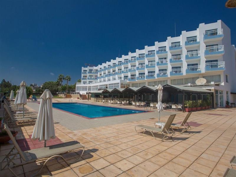 Polycarpia Hotel Pernera Exterior foto